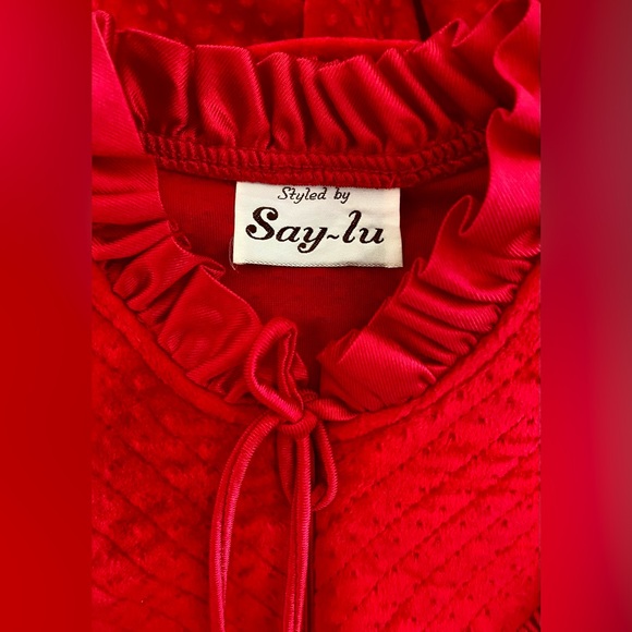 Vintage 60s Velour Robe *Medium* SAY-LU Red Ruffled Pullover Bathrobe - Picture 6 of 6